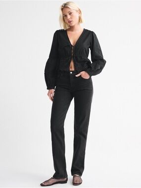 Abercrombie & Fitch Straight Mid Rise Jeans